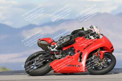 media/Nov-16-2025-Race Pace (Sun) [[8c5fa54630]]/Non Verified Riders (1st 20 Minutes)/7-Turn 9 Entry (210pm)/